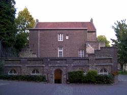 Gemeentelijk monument - Markt naast 21 Meerssen