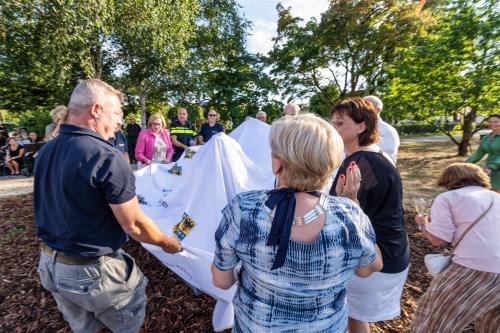 Herdenking Waterramp - Onthulling monument