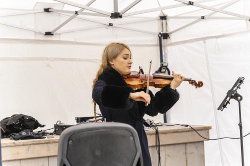 Herdenkingsbos - Violiste Petra Heric