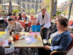 OekraÃ¯ense vluchtelingen eten samen bij Preuf 2