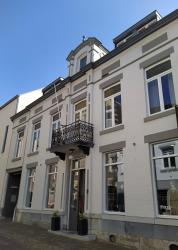 Beekstraat 25-25a Beekstraat 25-25a